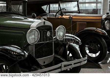 4 June 2019, Moscow, Russia: Grill And Headlights Of American Car Willys Overland 96a 1929. Classica