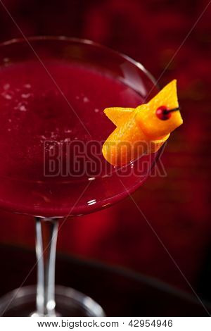Cosmopolitan - alkoholiske Cocktail fremstillet Vodka, Cointreau, limesaft og tranebær Juice