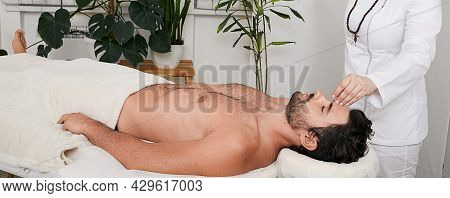 Treatment Of Headaches And Migraines With Acupuncture