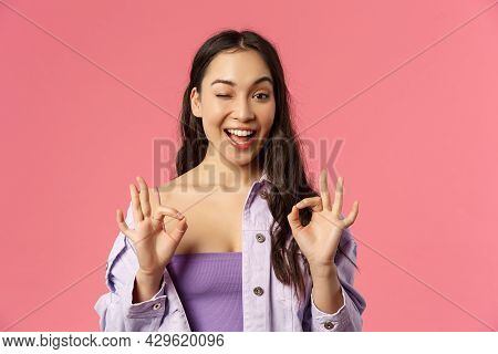 Gotcha, Count On Me. Close-up Portrait Of Carefree Chill And Relaxed Young Girl Say No Proble, Guara