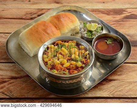 Corn Misal Pav Is A Special Dish In Maharashtra, India. The Dish Is Eaten For Breakfast Or As A Midd