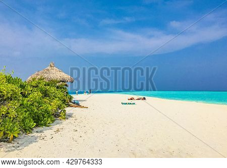 Color Gradient At Sandbank Islands Madivaru Finolhu Rasdhoo Atoll Maldives.