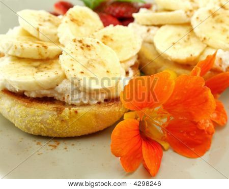 Muz ve Ricotta Muffins