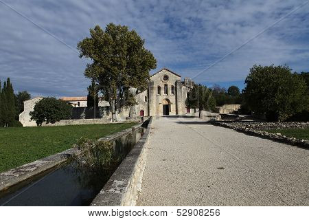 Silvacane Abbey, La Roque d'Antheron, luberon, Provence, France
