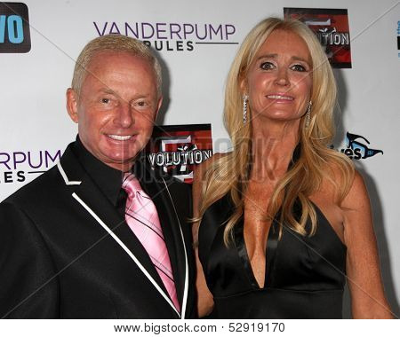 LOS ANGELES - OCT 23:  Elliot Mintz, Kim Richards at the Real Housewives of Beverly Hills Season 4 Party AND Vanderpump Rules Season 2 Party at Boulevard 3 on October 23, 2013 in Los Angeles, CA