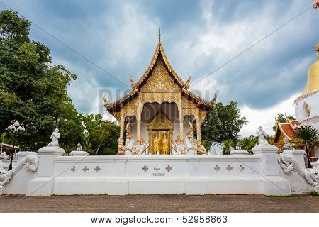 Wat Pha Dara Bhi Rom Temple Located In The Western Part Of The Old City Centre Of Chiang Mai.
