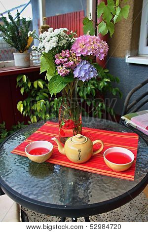 The morning breakfast with Chinese tea