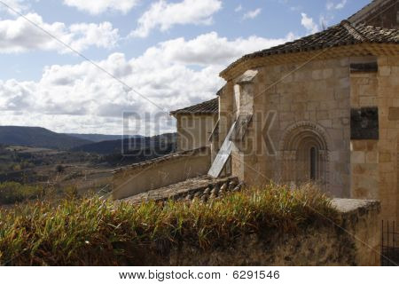 Velho Chapell românica na Espanha