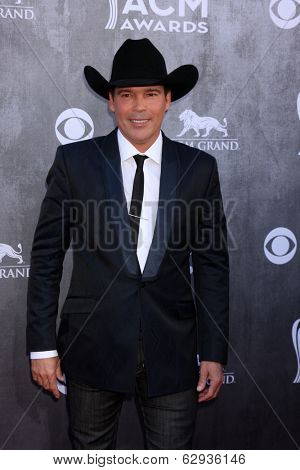 LAS VEGAS - APR 6:  Clay Walker at the 2014 Academy of Country Music Awards - Arrivals at MGM Grand Garden Arena on April 6, 2014 in Las Vegas, NV