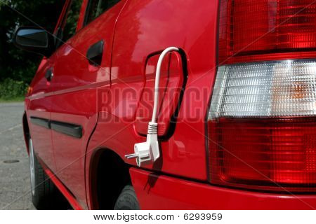 Elektrikli otomobil