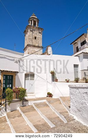 Alleyway. Laterza. Puglia. Italy.