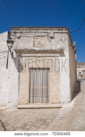 Alleyway. Laterza. Puglia. Italy.