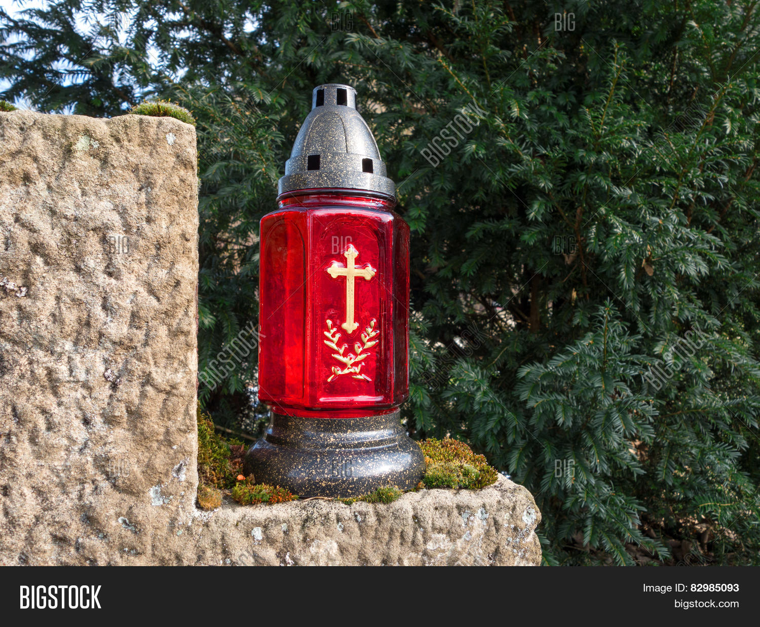 Red Grave Lantern Image & Photo (Free Trial) | Bigstock