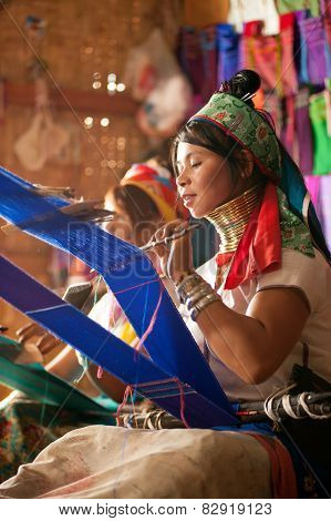Two Kayan Lahwi Girls are Weaving.