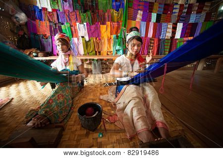 Two Kayan Lahwi Girls are Weaving.