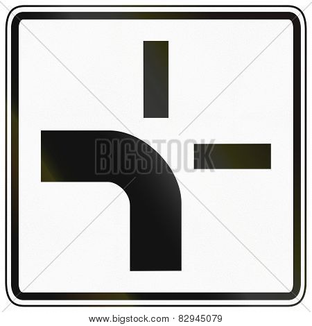 Priority Route At T-junction