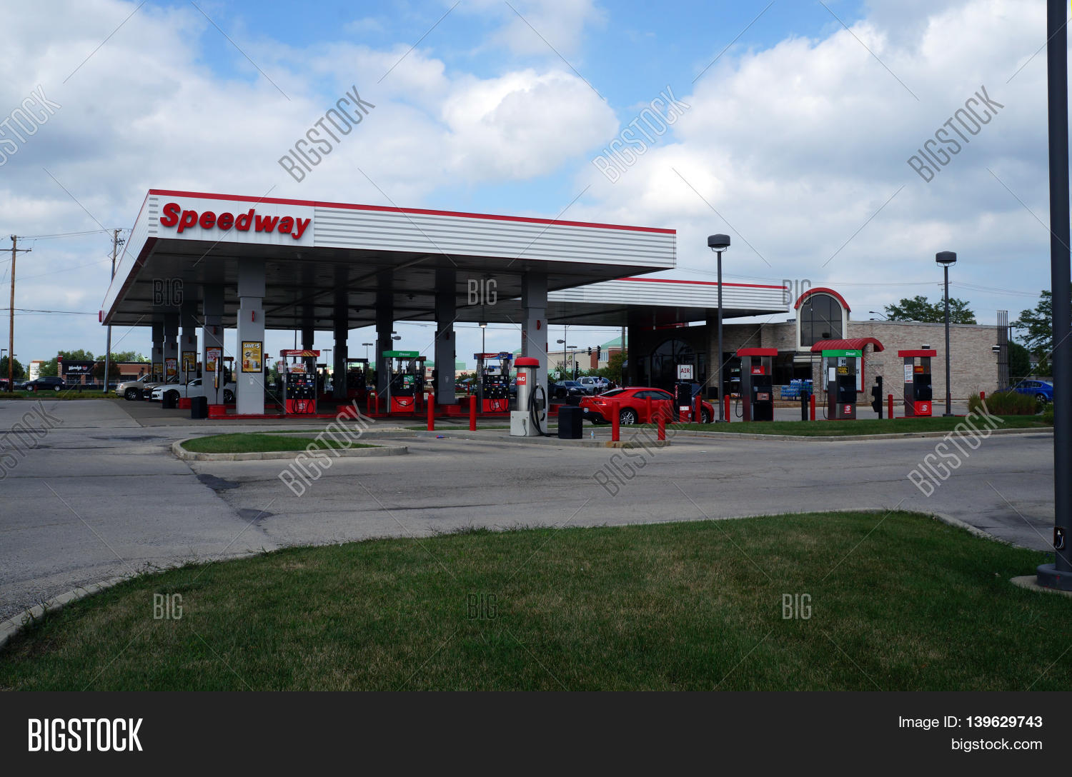 SHOREWOOD, ILLINOIS / Image & Photo (Free Trial) Bigstock