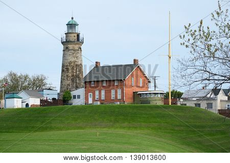 Old Fairport Harbor Lighthouse, built in 1825, Lake Erie, Ohio, USA