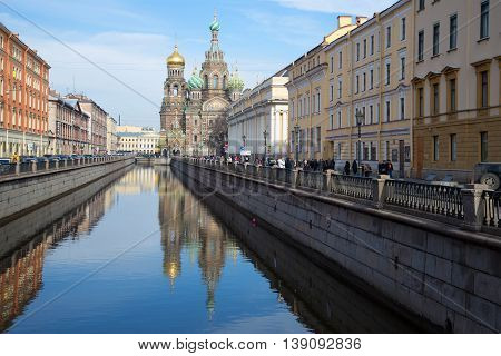 SAINT PETERSBURG, RUSSIA - MARCH 24, 2014: View of the Griboyedov canal and Church of Resurrection (Savior on blood), sunny march afternoon. Historical landmark of the city Saint Petersburg