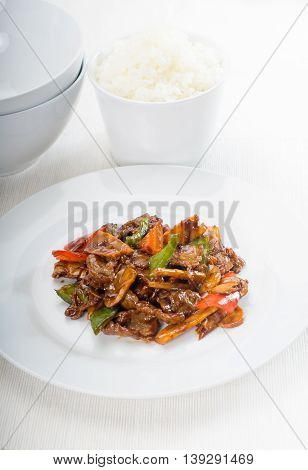 close up image of chinese beef and vegetables