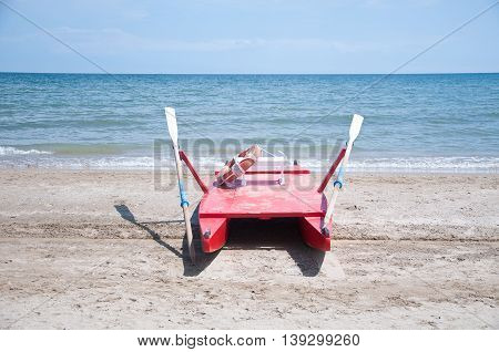 boat that serves to save people drowning at sea
