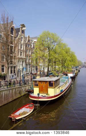 Amsterdam Kanal Görünümü