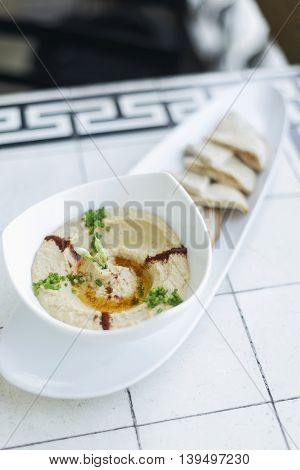 hummus houmous middle east vegetarian chickpea dip famous snack food