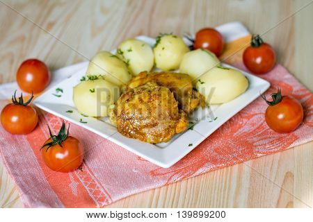 potato with chicken, chicken, cooked, food, potato, meat, lunch,