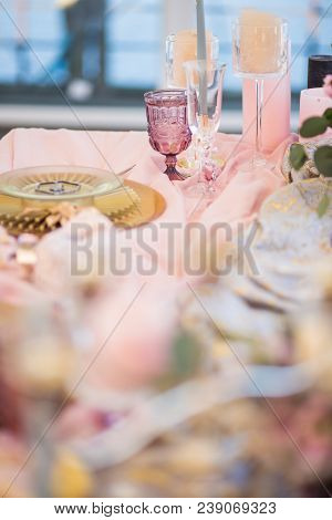 Beautiful European Wedding Table Decoration And Candles With Vintage Style