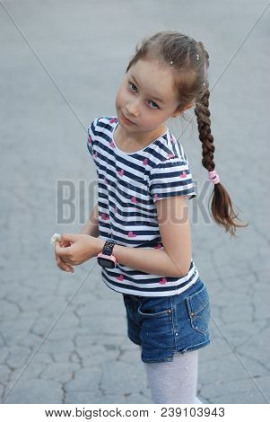 Little Gir Portret Madd Wondering Face Expression Walk On Street Holliday.