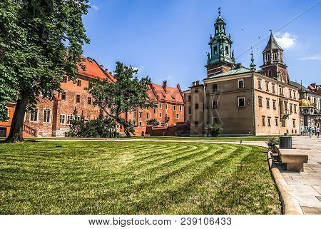 A View Of The Presbytery, The Wawel Cathedral And The Cathedral Museum Located At Wawel Architectura