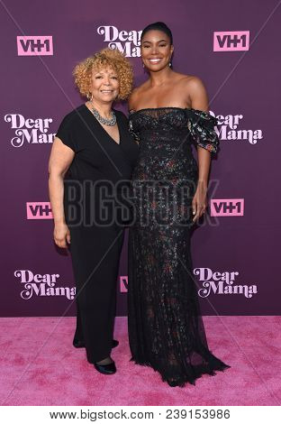 LOS ANGELES - MAY 03:  Gabrielle Union and Theresa Union arrives for the VH1's 3rd Annual 'Dear Mama: A Love Letter to Moms' on May 3, 2018 in Los Angeles, CA                