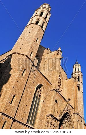 Julkisivu Santa Maria del Mar-kirkolle, Barcelona, Espanja