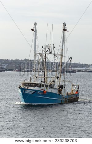 New Bedford, Massachusetts, Usa - May 2, 2018: Commercial Fishing Vessel Relentless On Acushnet Rive