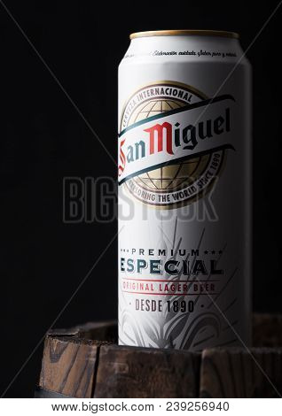 London, Uk - May 03, 2018: Aluminium Tin Of San Miguel Lager Beer On Top Of Wooden Background On Bla
