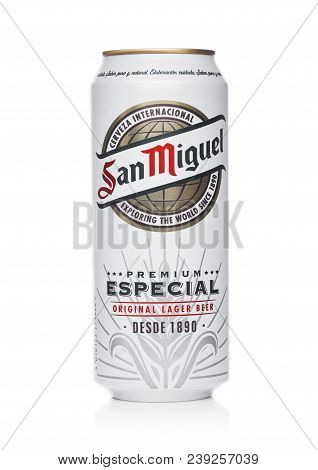 London, Uk - May 03, 2018: Aluminium Tin Of San Miguel Lager Beer On White Background With Reflectio