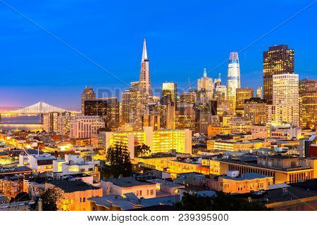 San Francisco downtown skyline Aerial view at sunset from Ina Coolbrith Park Hill in San Francisco, California, USA.