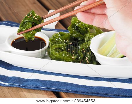 Sea Lettuce Salad - Ensalada De Lechuga De Mar

Edible Green Algae In The Family Ulvacceae. Binomial