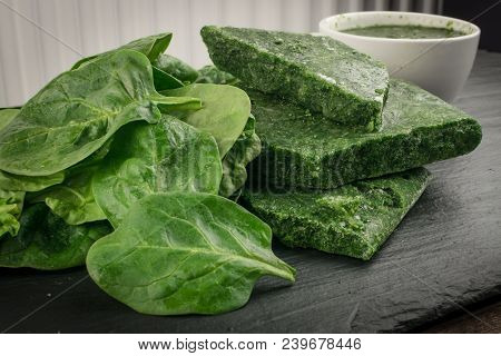 Fresh Spinach Leaves