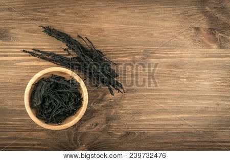 Dry Wakame Seaweed