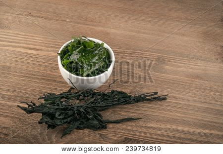 Dry Wakame Seaweed