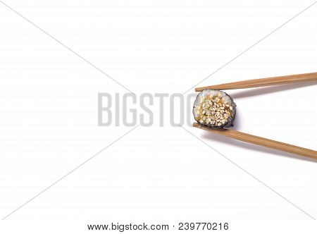 Unagi Roru Roll And Sticks On White