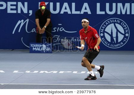 BUKIT JALIL, Malezya - Ekim 01: Kıbrıs Marco Baghdatis bu Malezya açık yarı-fi bir başıyla vurur.