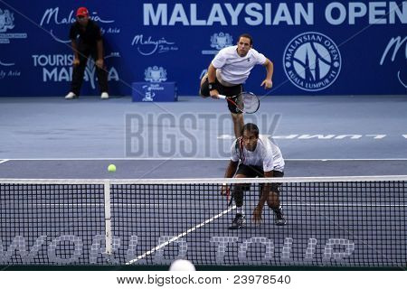 บูกิตคิท - 01 oct: Scott Lipsky ทำหน้าที่ในการนี้มาเลเซียเปิดภาพซ้อน semi-final เกมพันธมิตร 