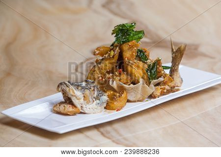 Fried Fish With Sea Healthy Fresh Meal Deliciou
