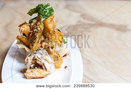 Fried Fish With Sea Healthy Fresh Meal Deliciou