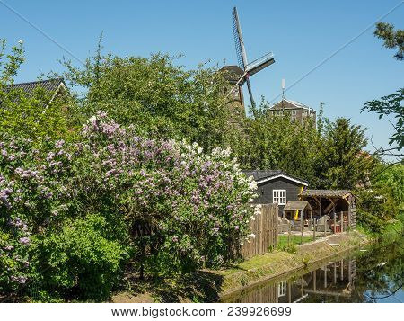nice old cities in the small netherlands