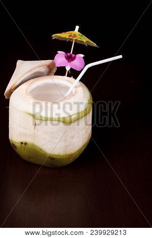 Coconut Juice Fresh White Drin Summe Tropica