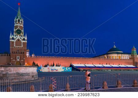 Moscow, Russia - April 30, 2018: Child With Her Mother Takes Pictures With A Phone From The Spasskay