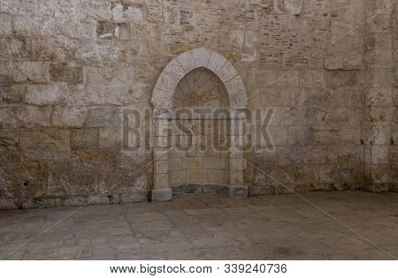 Jerusalem, Israel, December 07, 2019 : The Interior Of The Mosque And The Muslim Part Of The Grave O